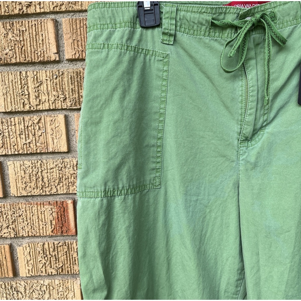 Y2K capri pants